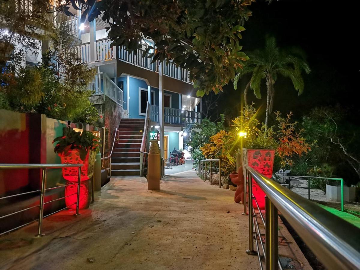 Hotel Ticozuma Montezuma Bagian luar foto